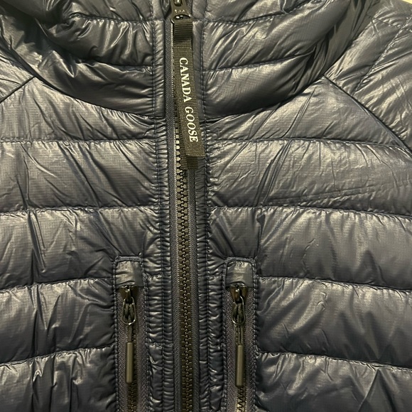 Canada Goose Men’s Hybridge Lite Hoody Atlantic Navy Blue Size 2XL - Picture 4 of 12